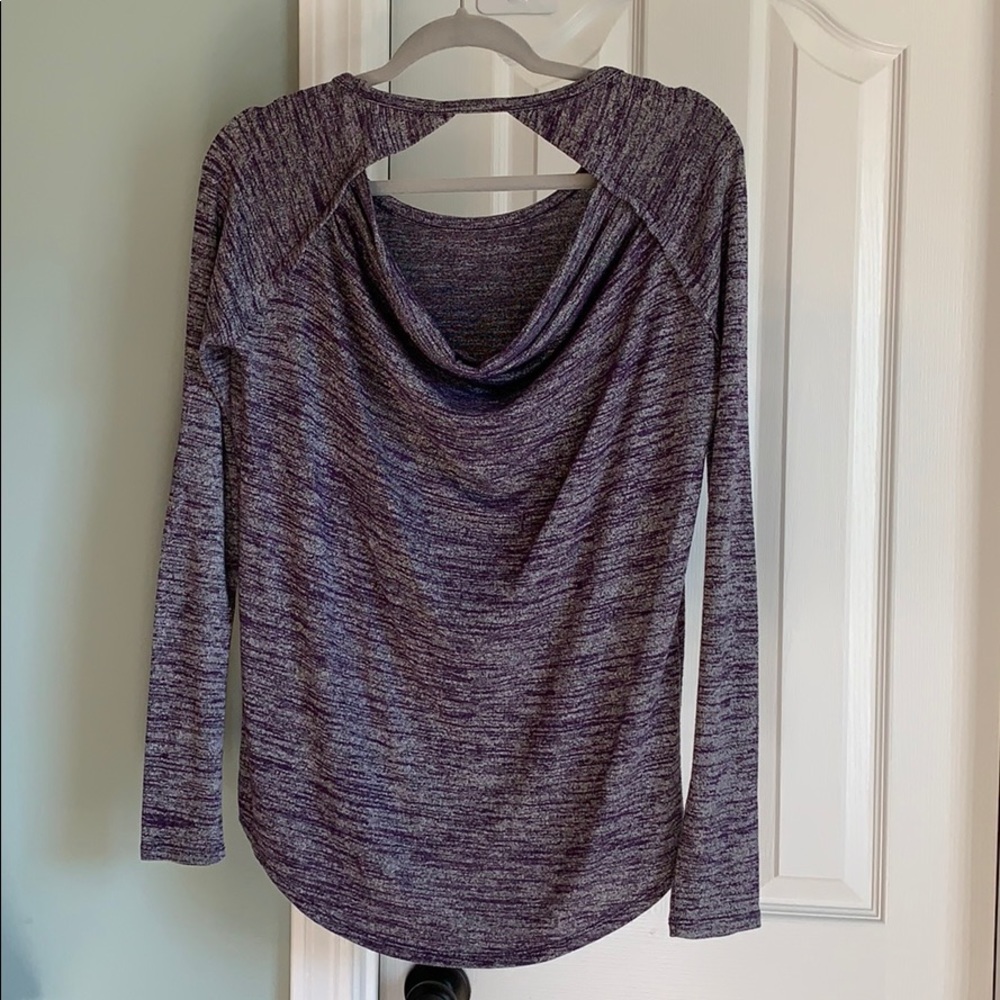 Yoga pullover - Picture 2 of 2